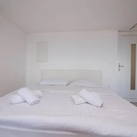 Sv. Martin Casa de hóspedes Mali Lošinj