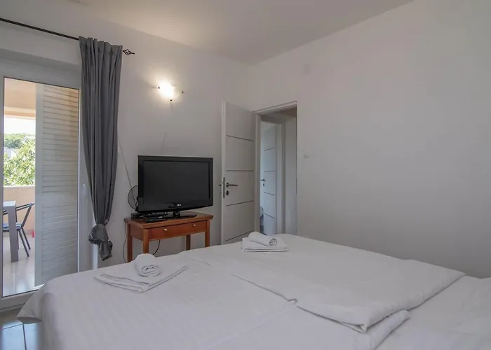 Sv. Martin Pensiune Mali Lošinj