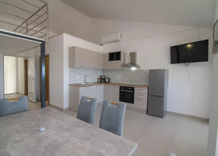 Pensiune Sv. Martin 3*