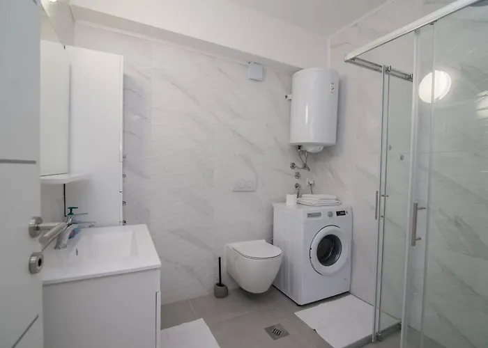 Sv. Martin 3* 말리로시니